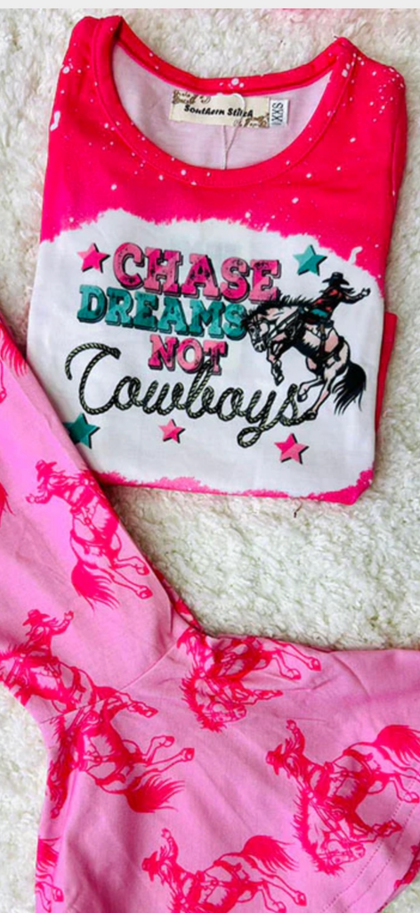 CHASE DREAMS NOT COWBOYS SET