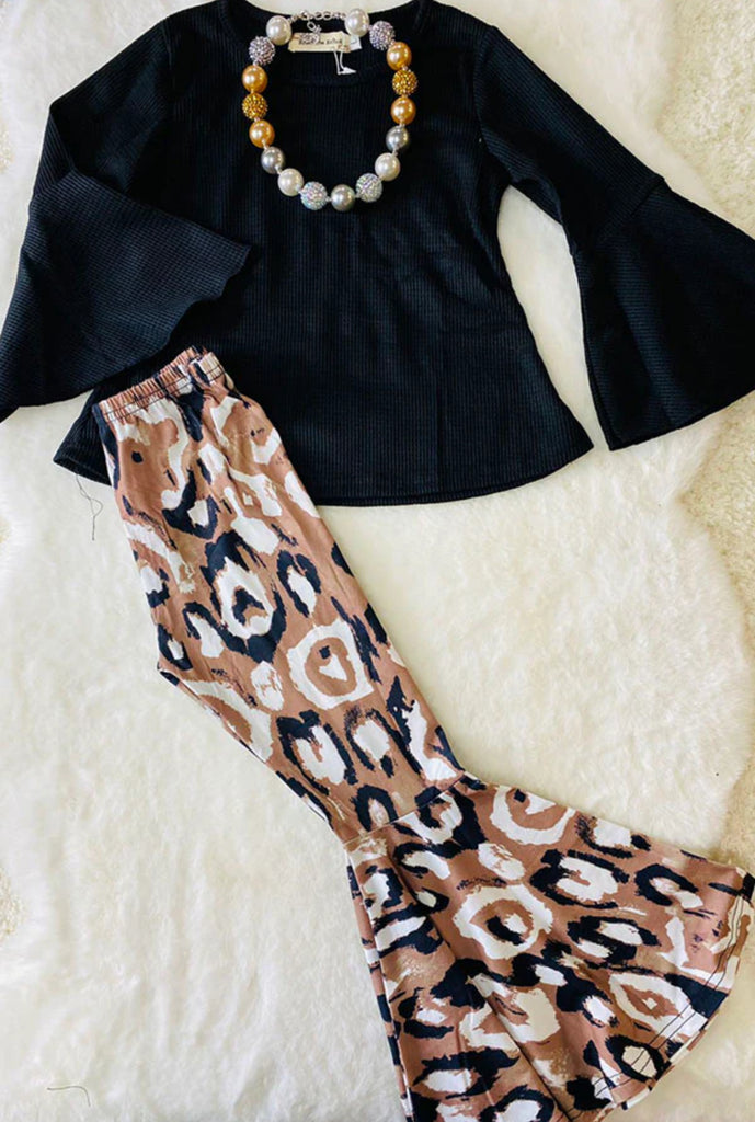 Caramel Leopard Bell w/Black Bell Sleeve Top